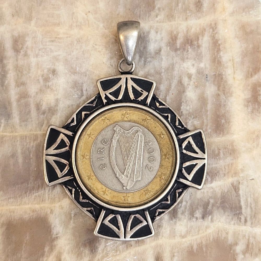 Milor Italy Sterling Silver Celtic Cross 2002 Euro Pendant